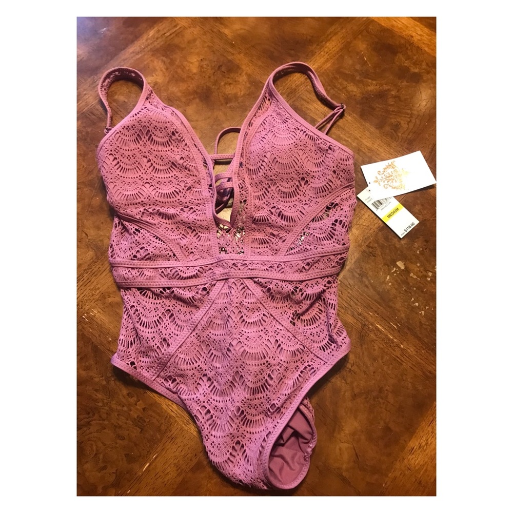 BECCA Show & Tell Swimsuit